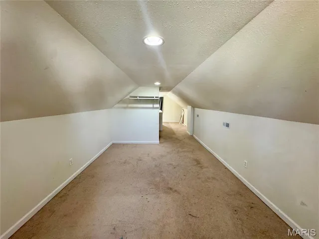 $1,450 | 109 North 13th Street, Wood River, IL 62095