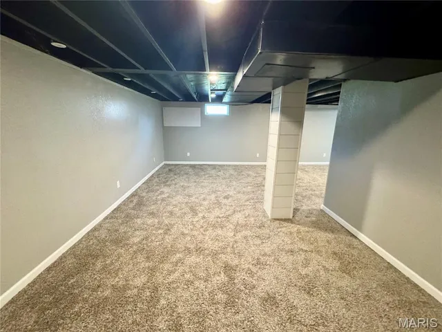 $1,450 | 109 North 13th Street, Wood River, IL 62095