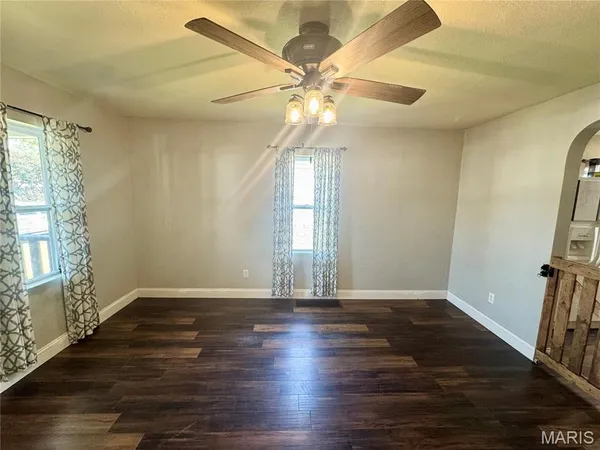 $1,450 | 109 North 13th Street, Wood River, IL 62095