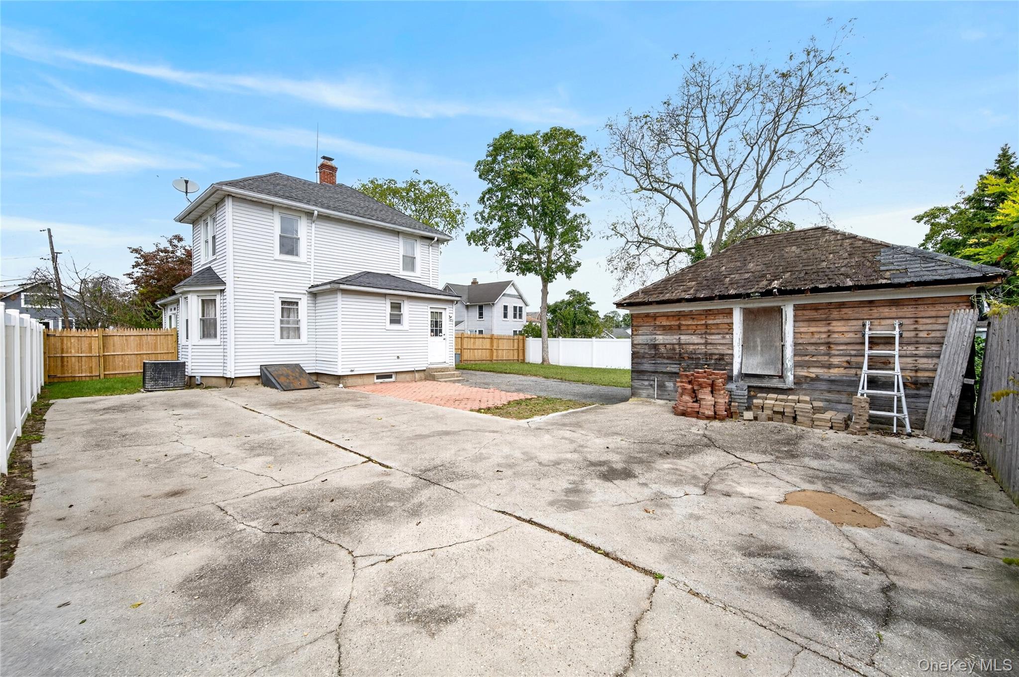 8 Juliet Street Bay Shore, NY 11706 - Photo 21 of 26 Gallery Image 21