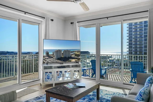 $755,000 | 112 Seascape Drive, Unit 701, Miramar Beach, FL 32550