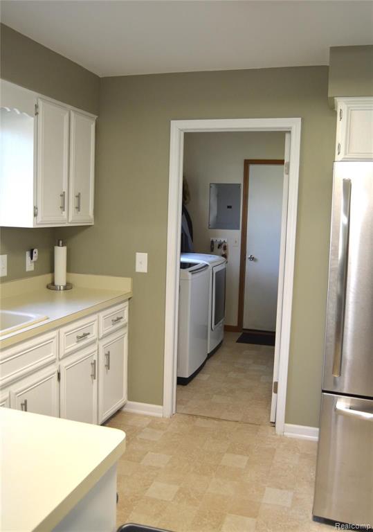 3312 Hessel Avenue Rochester Hills, MI 48307 - Photo 9 of 25
