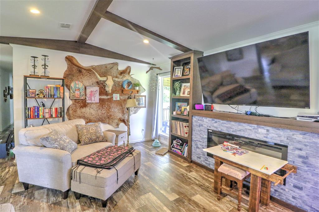 2247 Claude Hebert Road Lake Charles, LA 70615 - Photo 2 of 23 Gallery Image 2