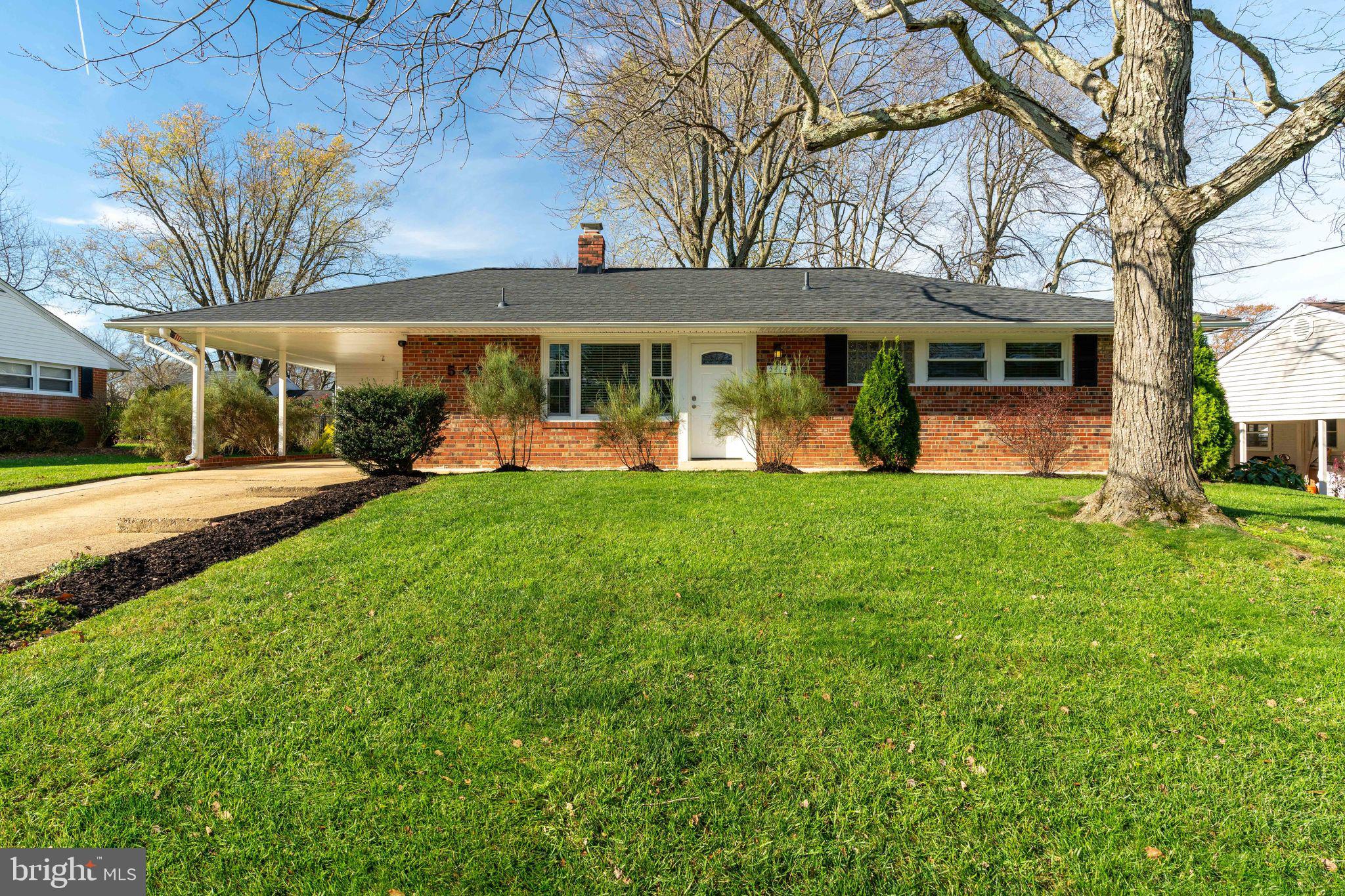 5412 Nutting Drive Springfield, VA 22151 - Photo 4 of 50