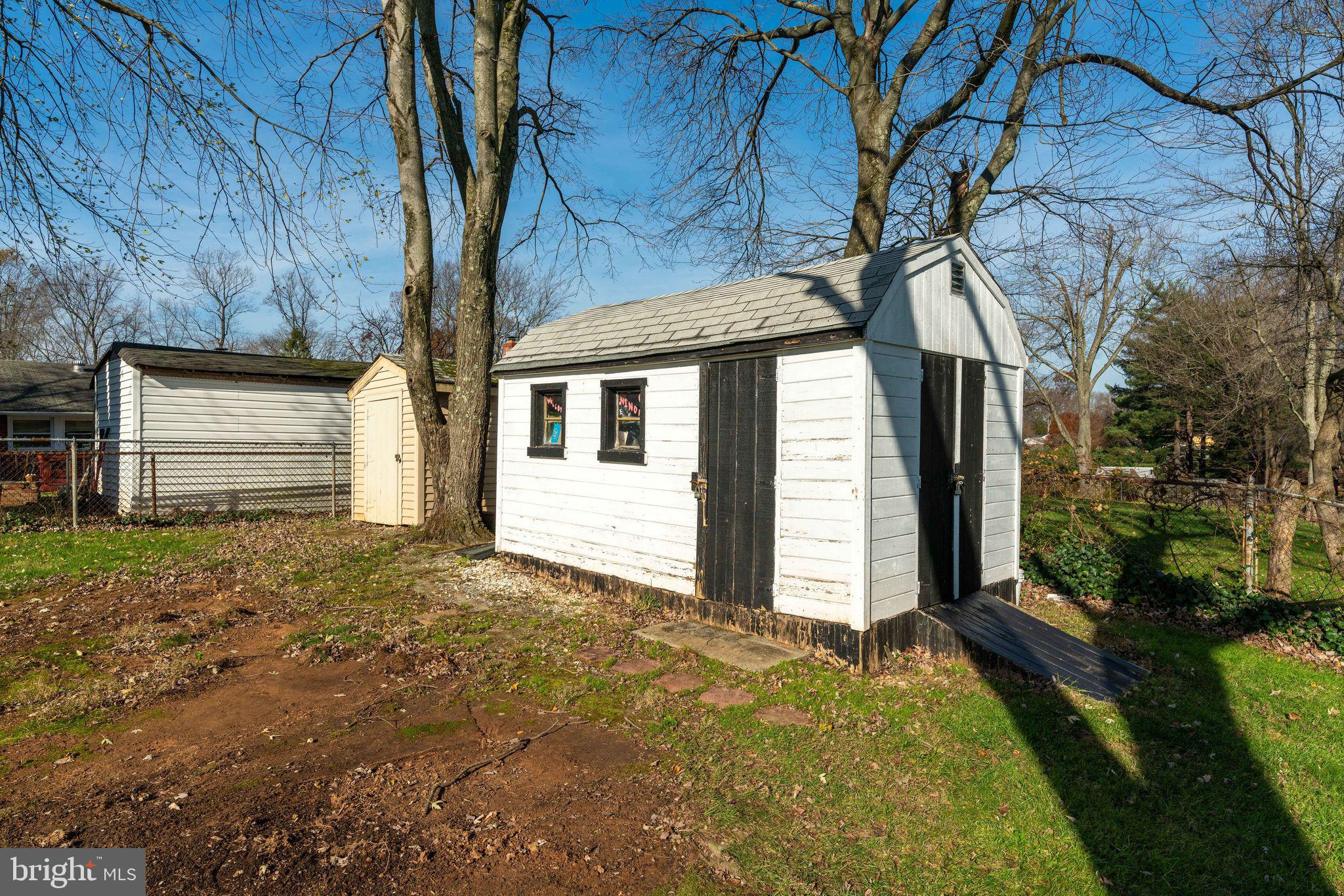 5412 Nutting Drive Springfield, VA 22151 - Photo 45 of 50
