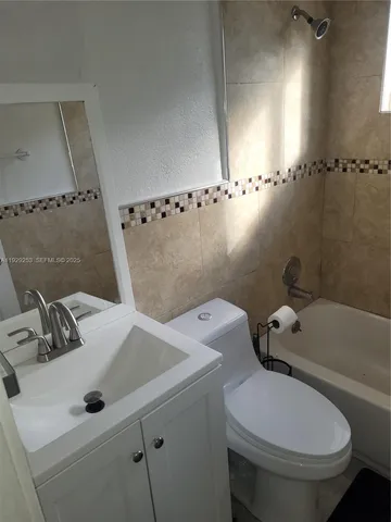 $599,999 | 2126 Northwest 47th Terrace, Miami, FL 33142