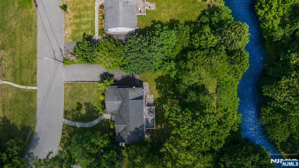 375 Queens Court Ridgewood, NJ 07450 - Photo 46 of 50