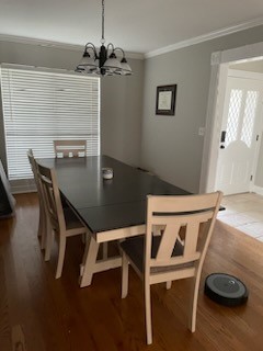 6426 Long Circle Corpus Christi, TX 78413 - Photo 36 of 40 a dining room with a table and chairs