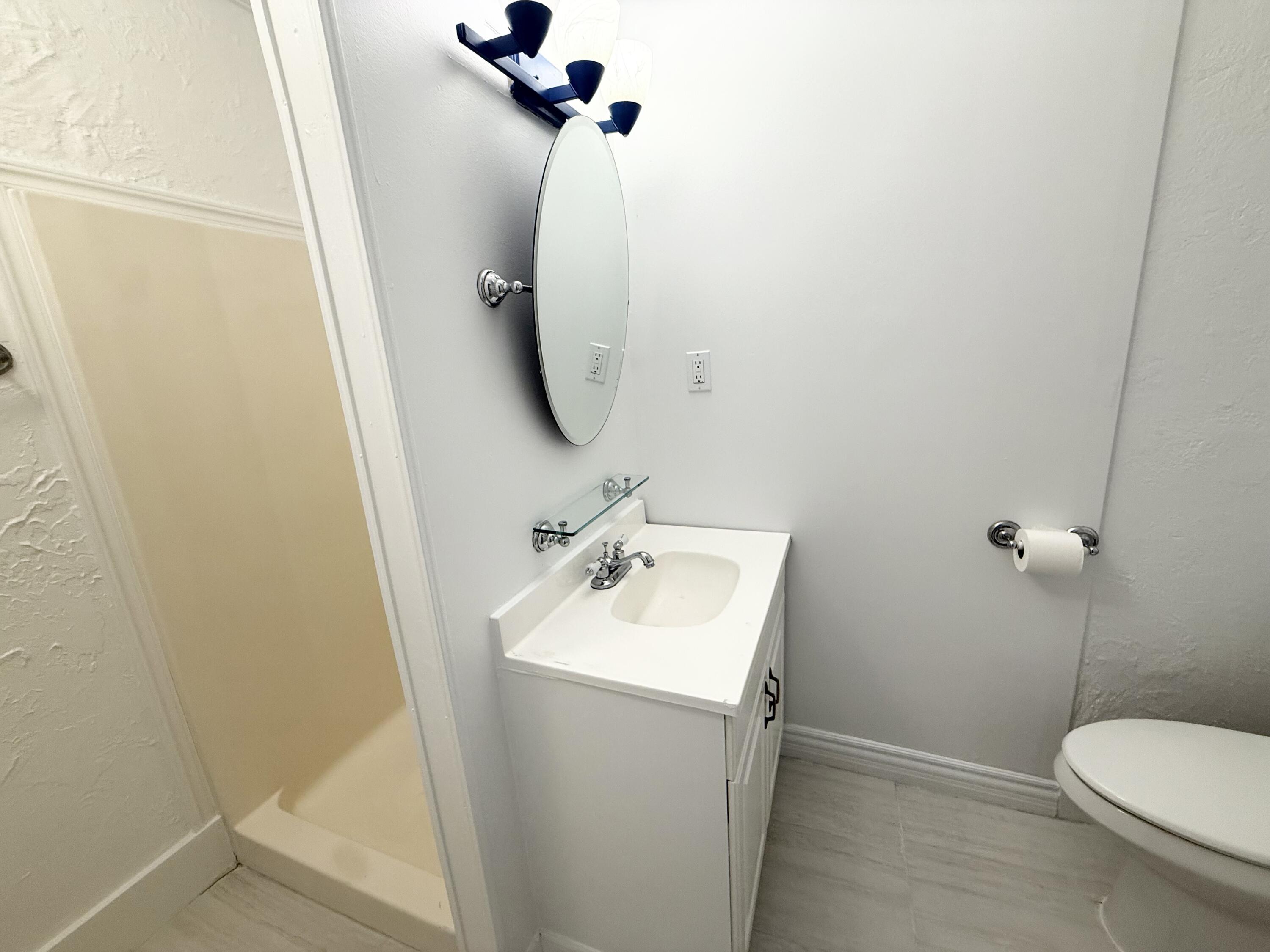 311 Wildermere Road West Palm Beach, FL 33401 - Photo 34 of 87 B14