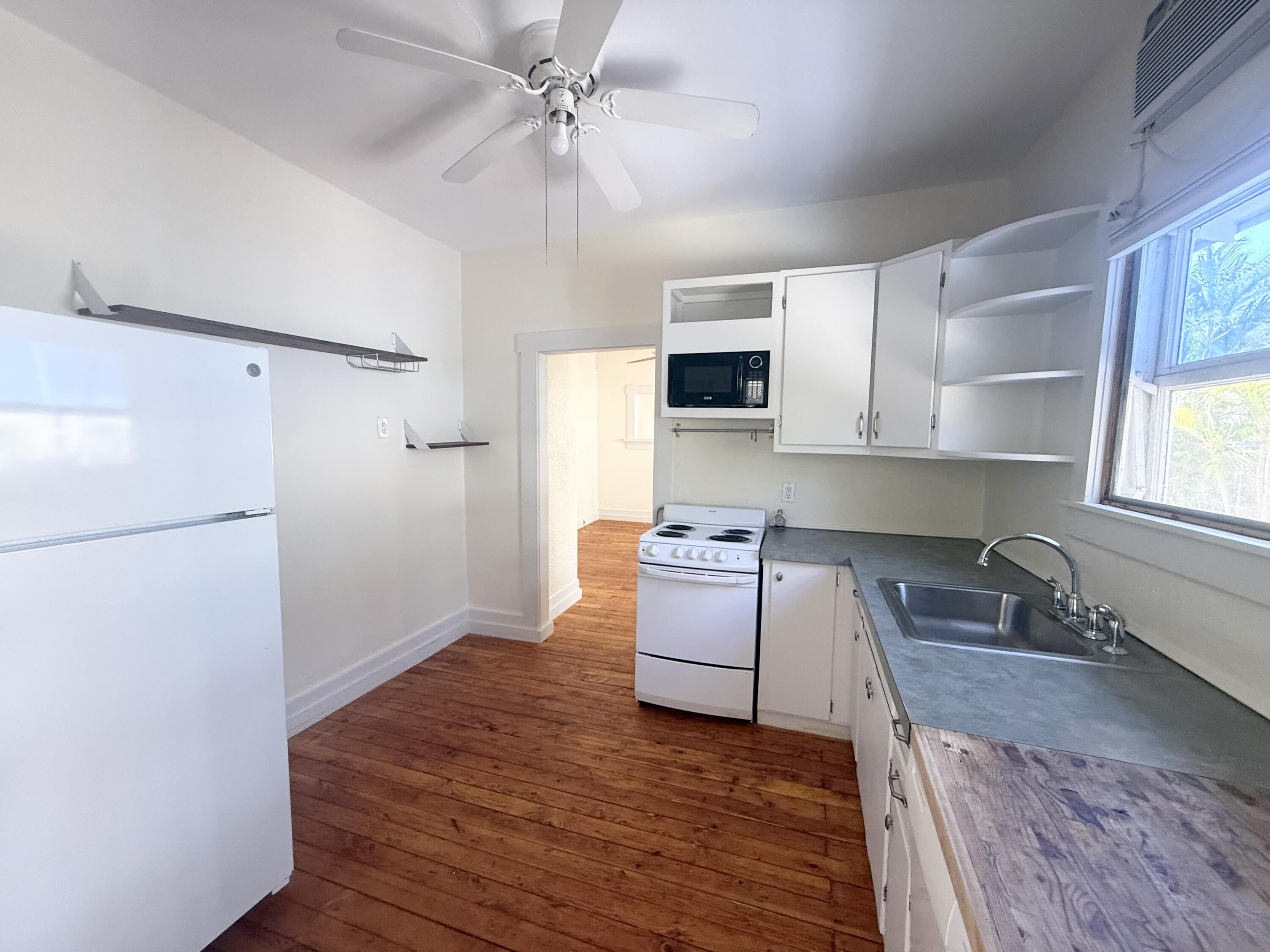 311 Wildermere Road West Palm Beach, FL 33401 - Photo 8 of 87 A7