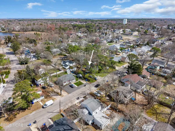 $375,000 | 33 Wintergreen Avenue, Brick, NJ 08723