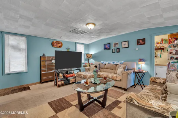 $375,000 | 33 Wintergreen Avenue, Brick, NJ 08723