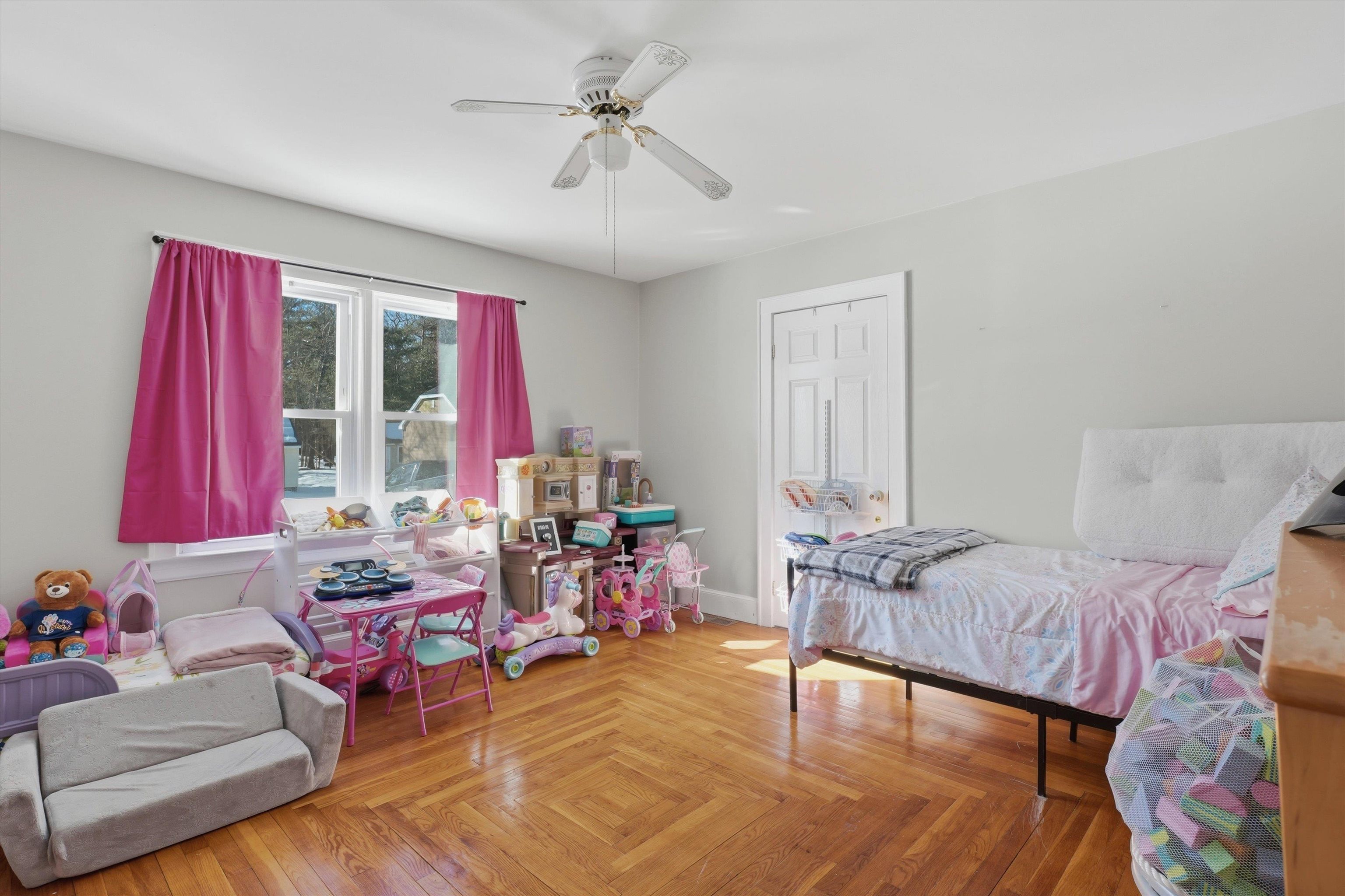 193 Beaver Street Manchester, NH 03104 - Photo 19 of 28