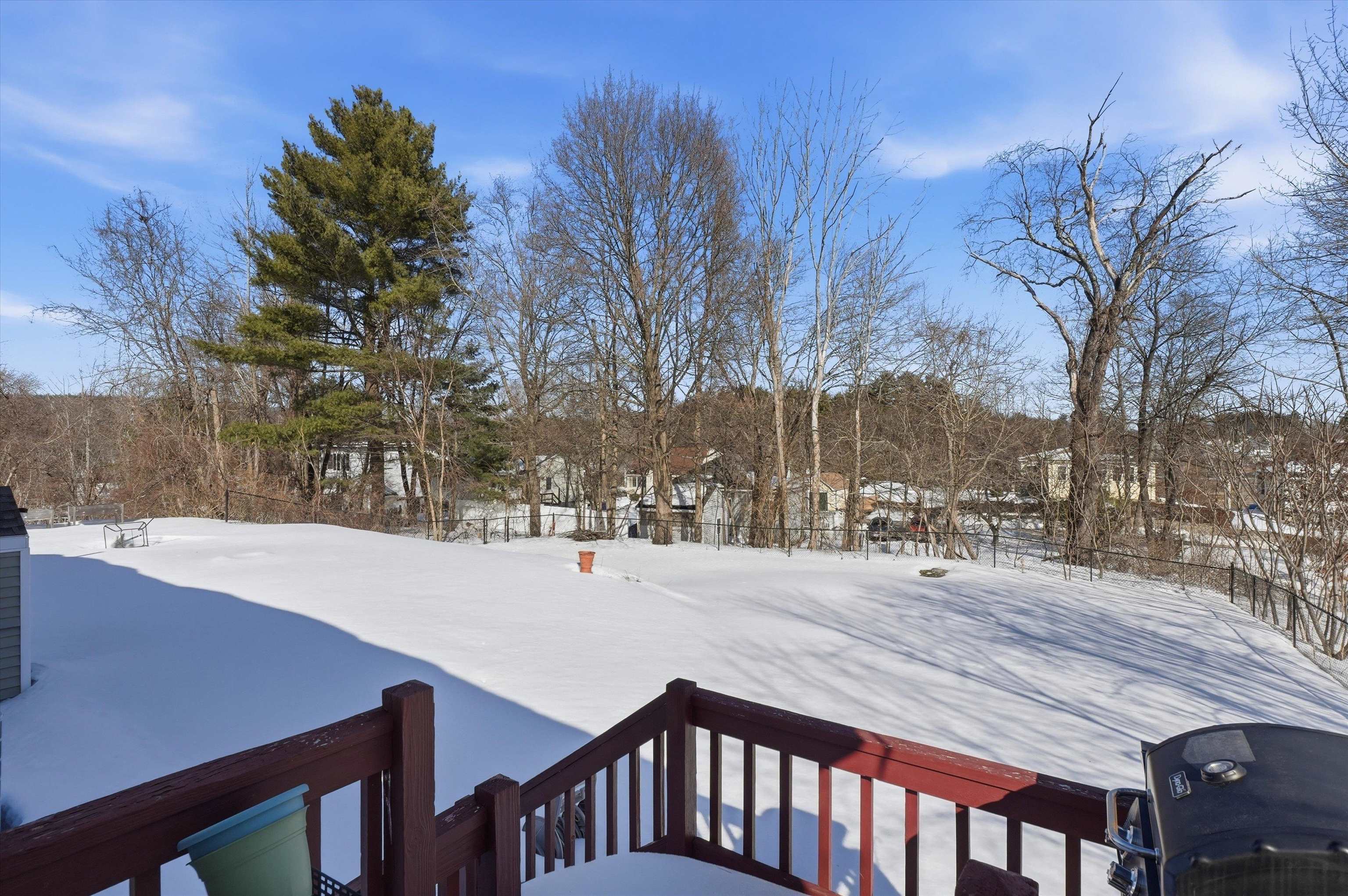 193 Beaver Street Manchester, NH 03104 - Photo 3 of 28