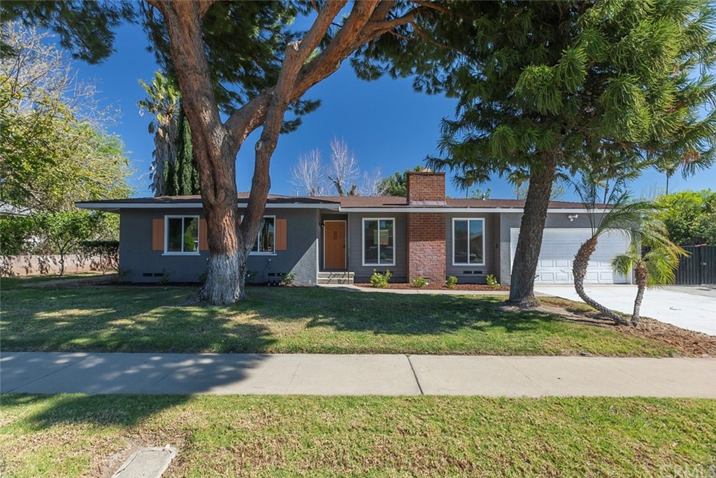 909 North Sycamore Avenue Rialto, CA 92376 - Photo 1 of 1 Gallery Image 1