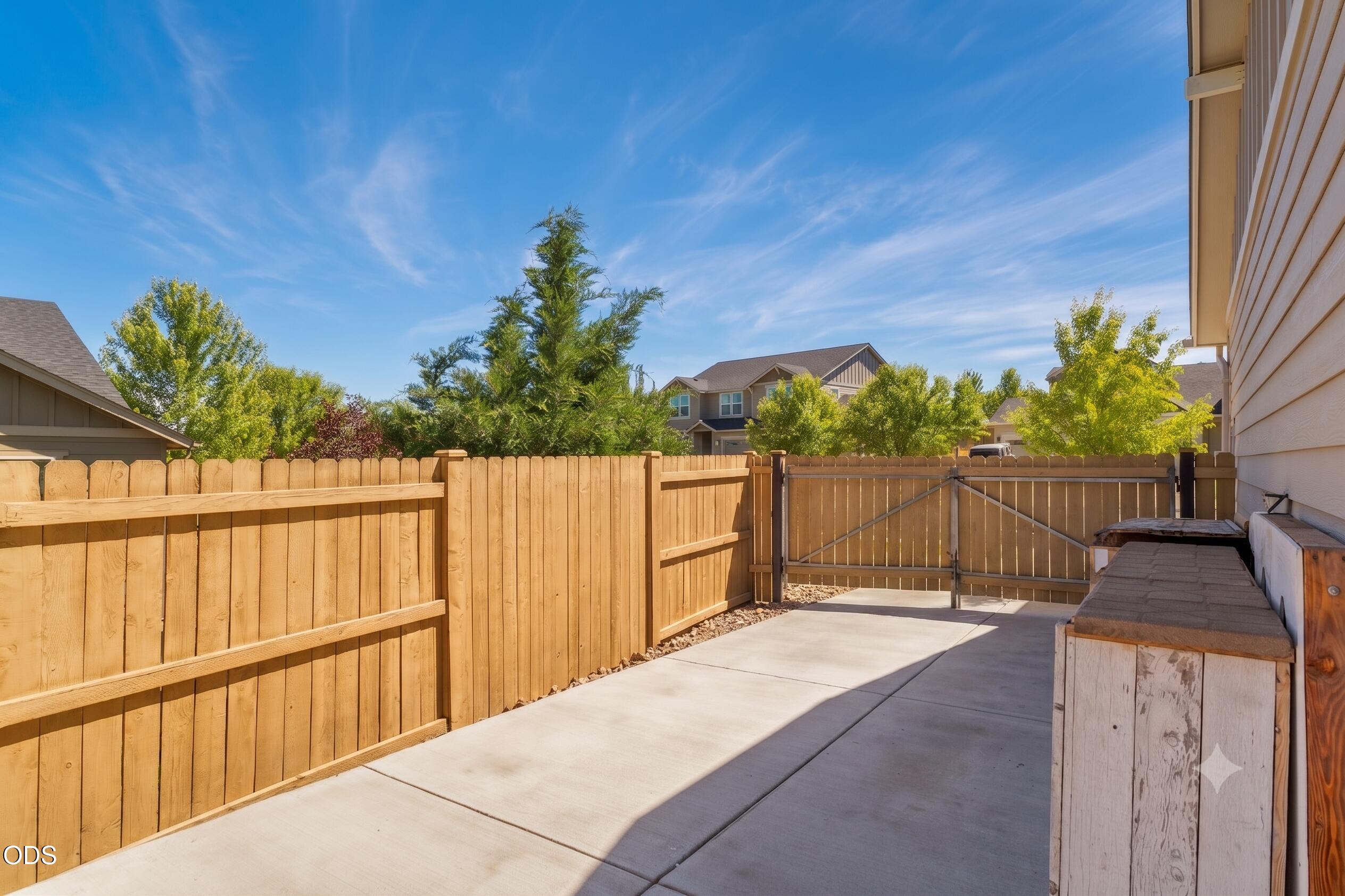 2859 Southwest 47th Street Redmond, OR 97756 - Photo 53 of 63