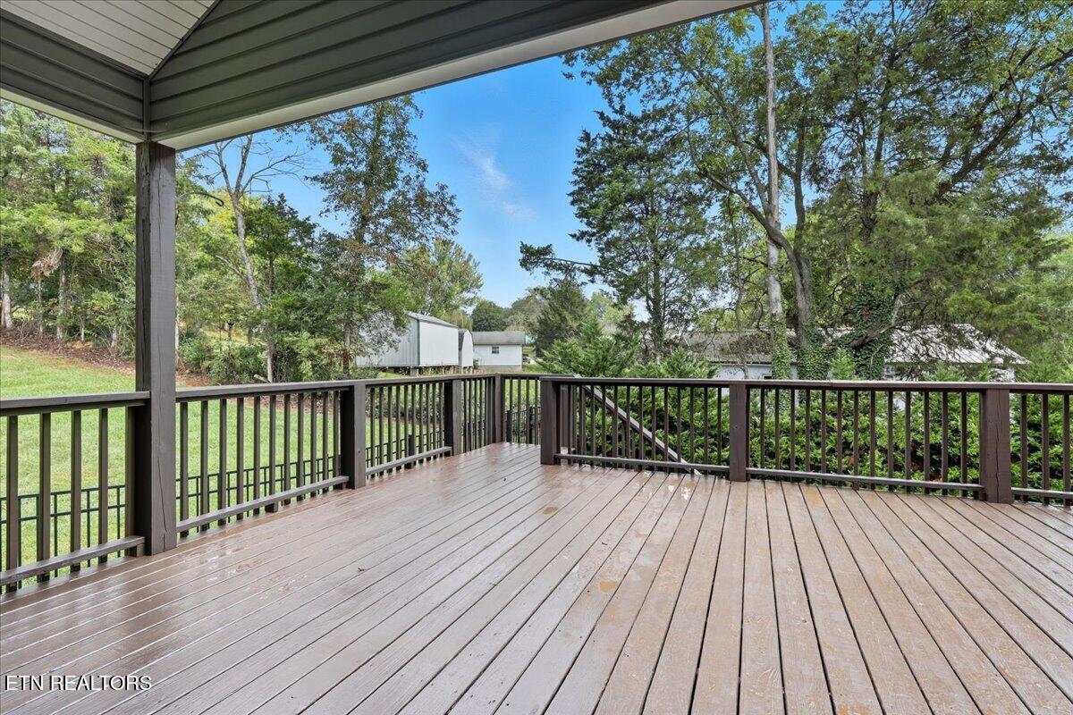 6086 Whisper Ridge Lane Corryton, TN 37721 - Photo 28 of 29 28-028_IMG_5068