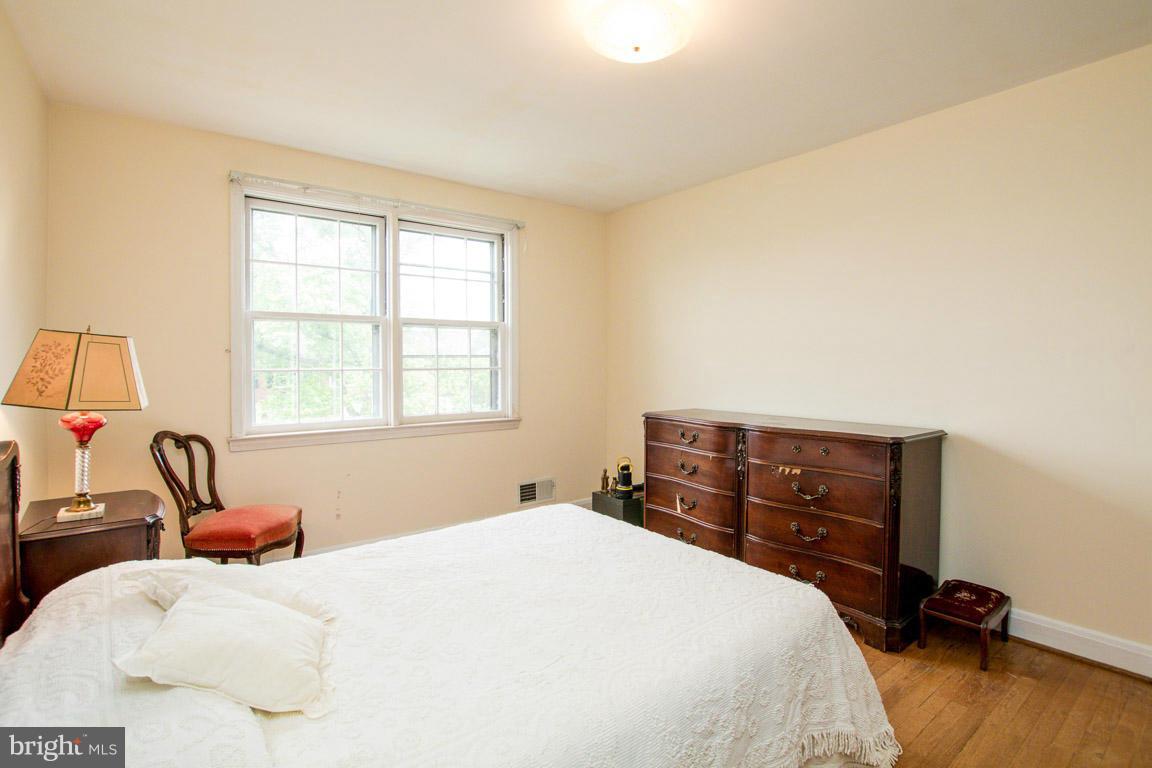 127 Brandon Road Baltimore, MD 21212 - Photo 16 of 28 Bedroom (Master)