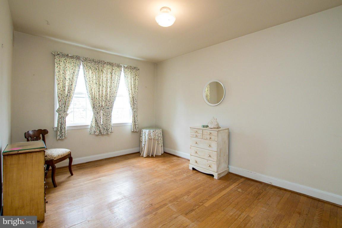 127 Brandon Road Baltimore, MD 21212 - Photo 17 of 28 Bedroom