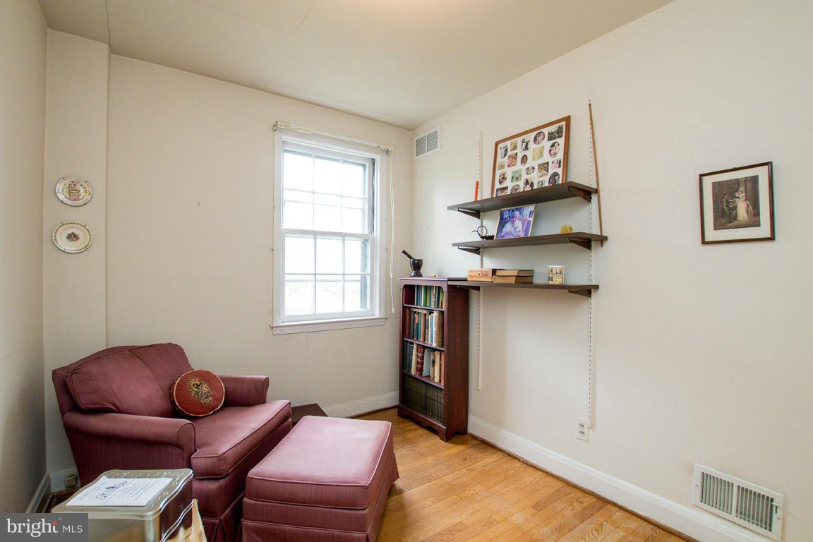 127 Brandon Road Baltimore, MD 21212 - Photo 19 of 28 Bedroom
