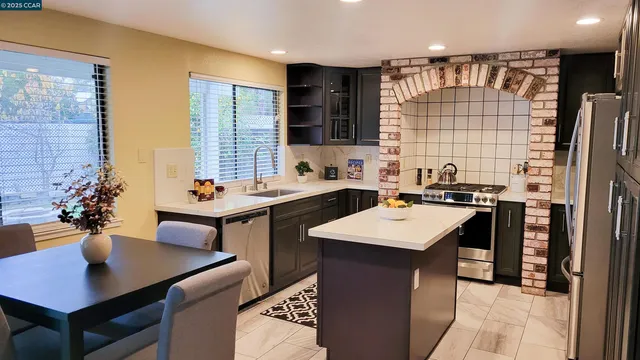 $689,000 | 4632 Country Hills Drive, Antioch, CA 94531