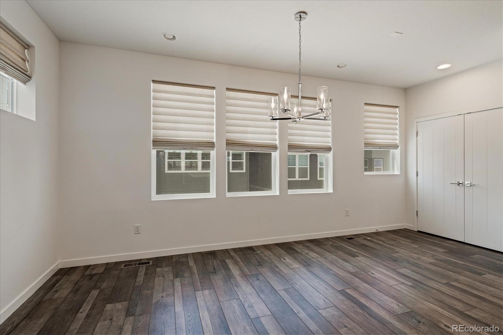 8922 Ramblestone Street Highlands Ranch, CO 80129 - Photo 11 of 21 Gallery Image 11