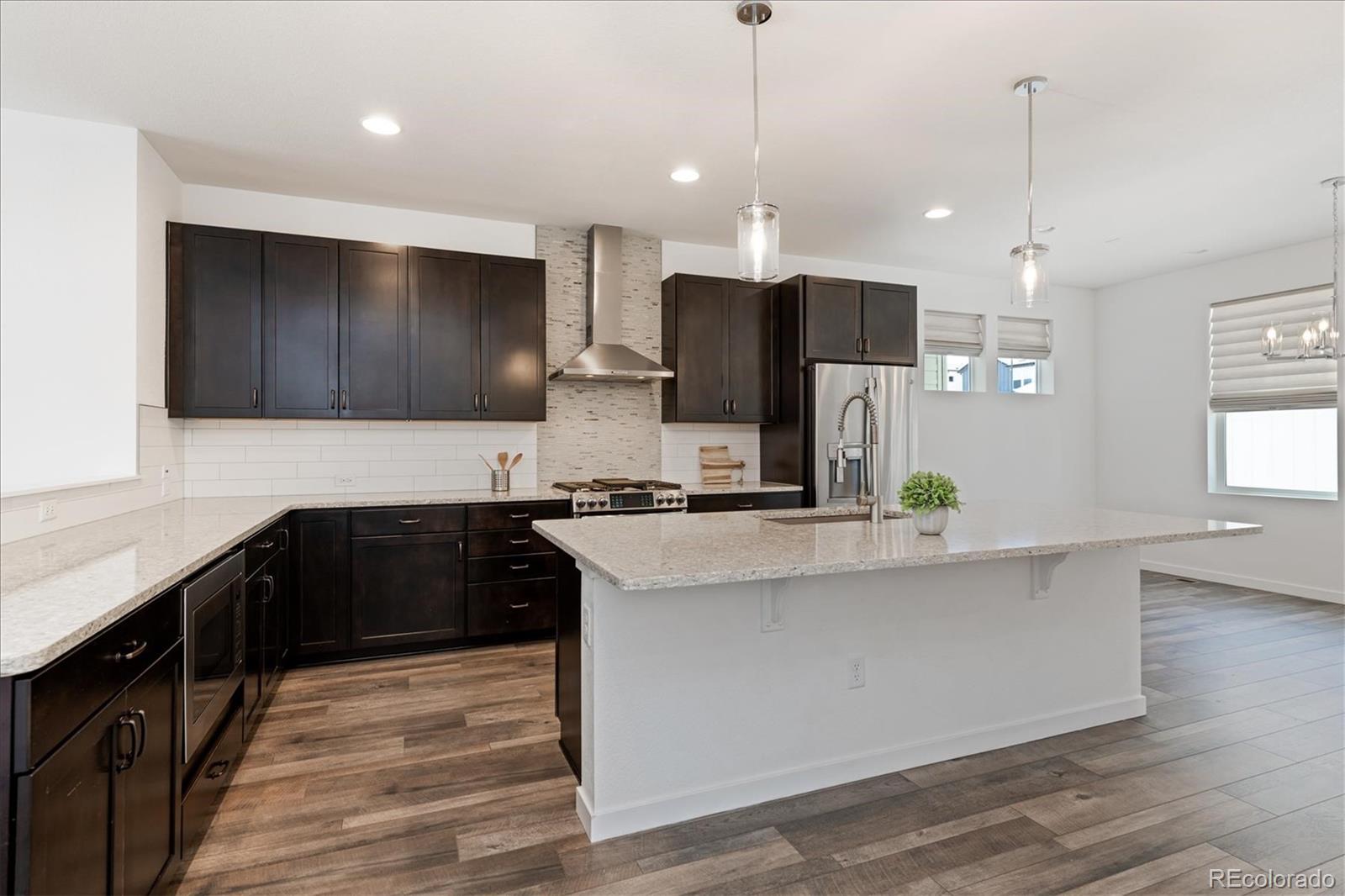 8922 Ramblestone Street Highlands Ranch, CO 80129 - Photo 8 of 21 Gallery Image 8