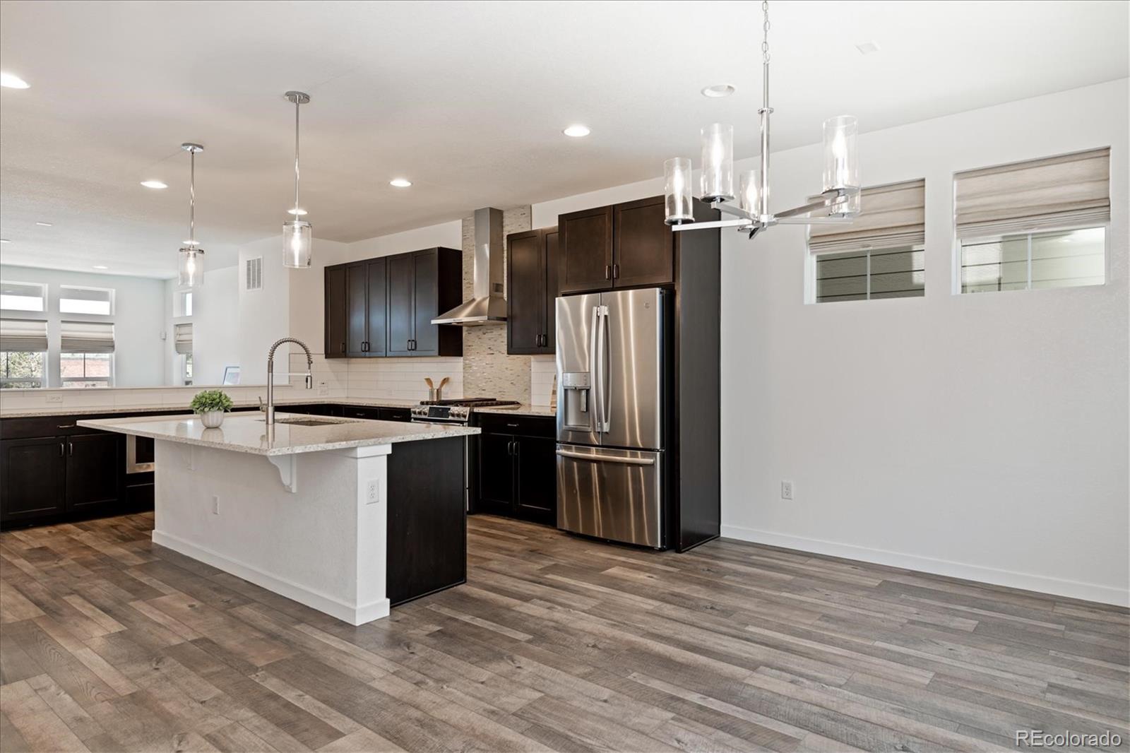 8922 Ramblestone Street Highlands Ranch, CO 80129 - Photo 10 of 21 Gallery Image 10