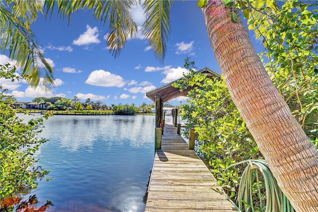 4750 Southeast Horseshoe Point Road Stuart, FL 34997 - Photo 3 of 58 Gallery Image 3