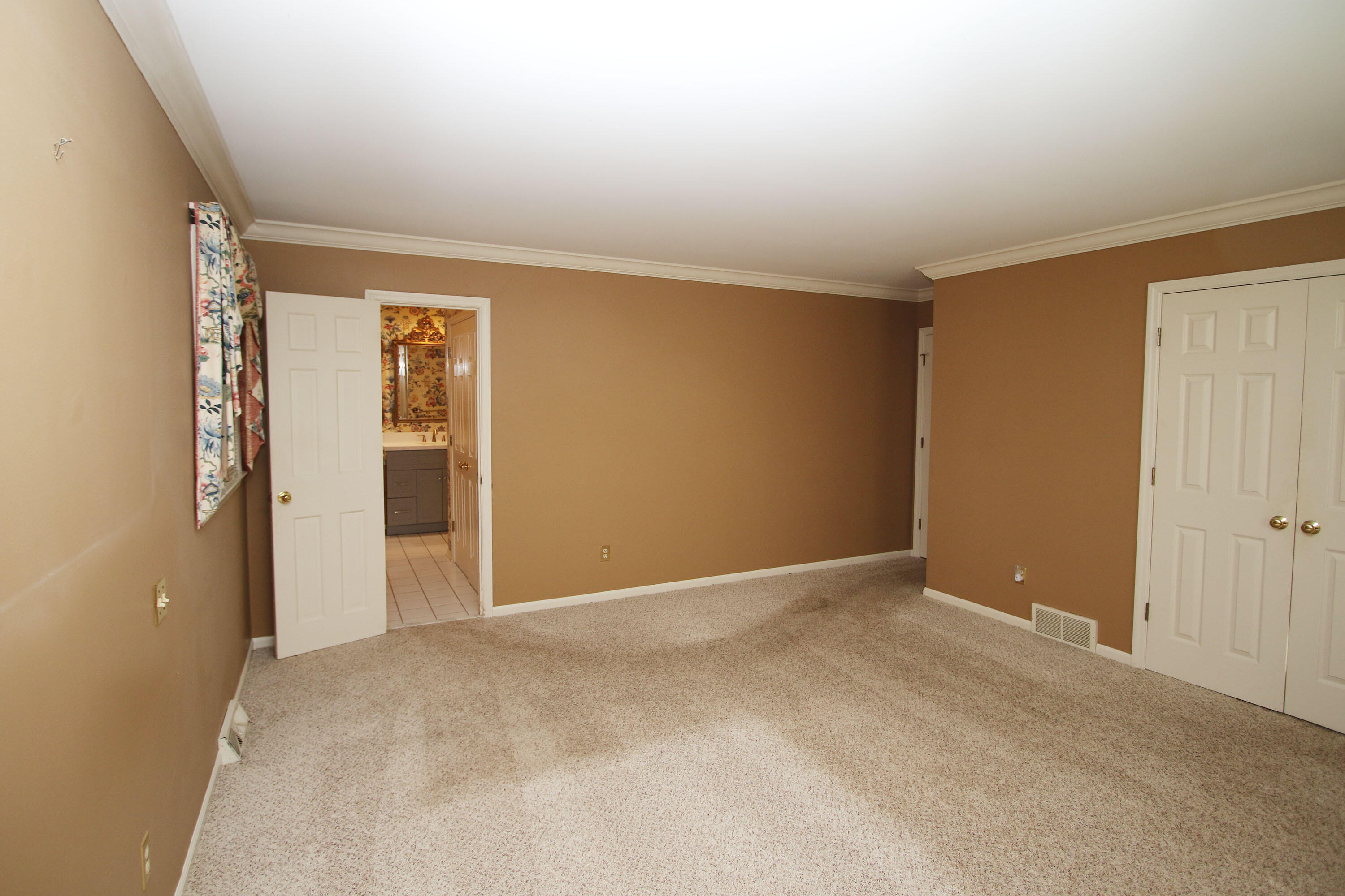 2586 Westmorland Road Lexington, KY 40510 - Photo 20 of 52 30a