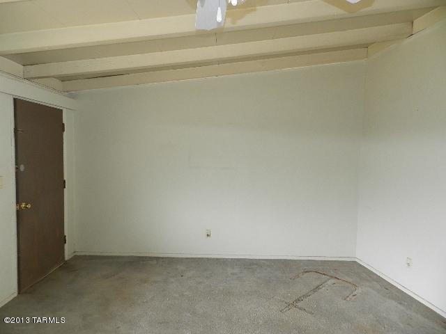 2121 North Country Club Road, Unit 5 Tucson, AZ 85716 - Photo 4 of 22