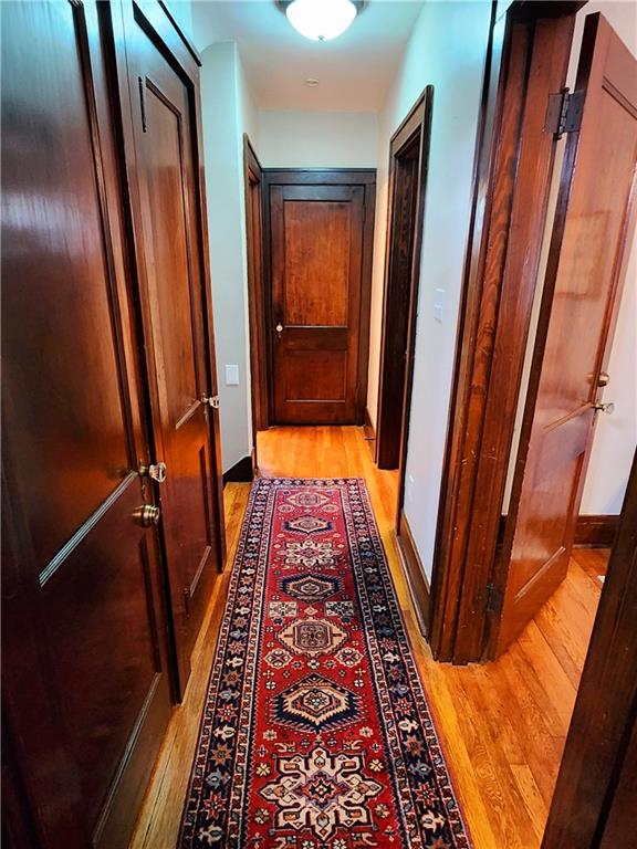 3827 Evergreen Road Pittsburgh, PA 15214 - Photo 16 of 24 2nd Fl Hallway