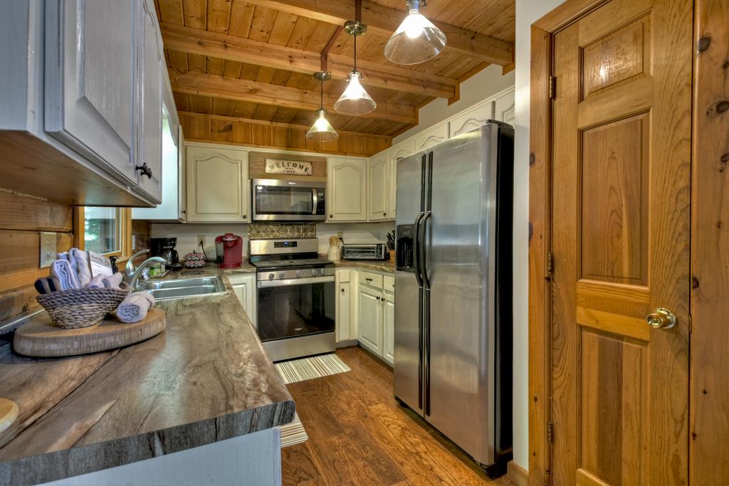 367 Laurel Mountain Road Blue Ridge, GA 30513 - Photo 18 of 57 Gallery Image 18