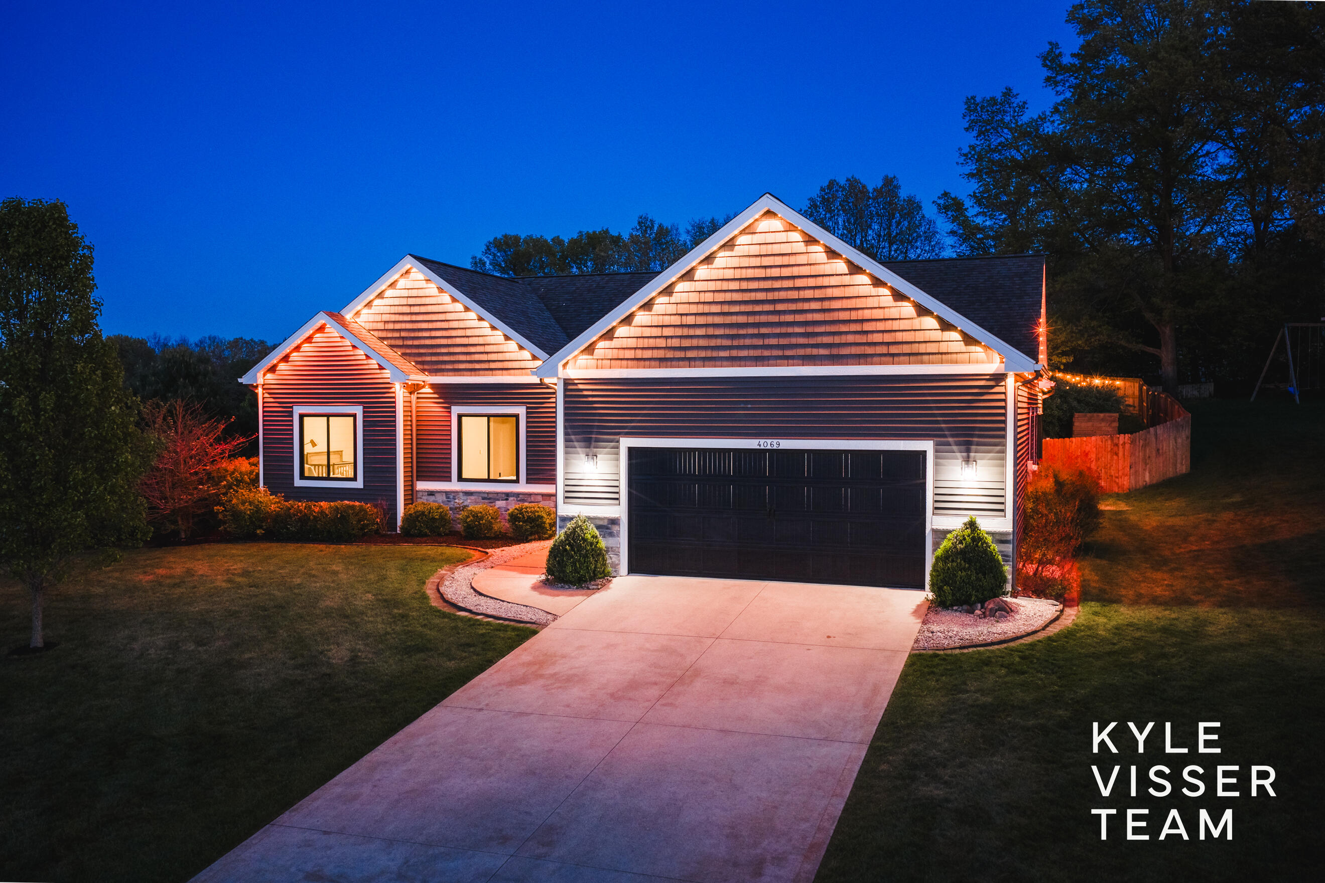 4069 Amazon Drive Lowell, MI 49331 - Photo 5 of 64 Front Exterior