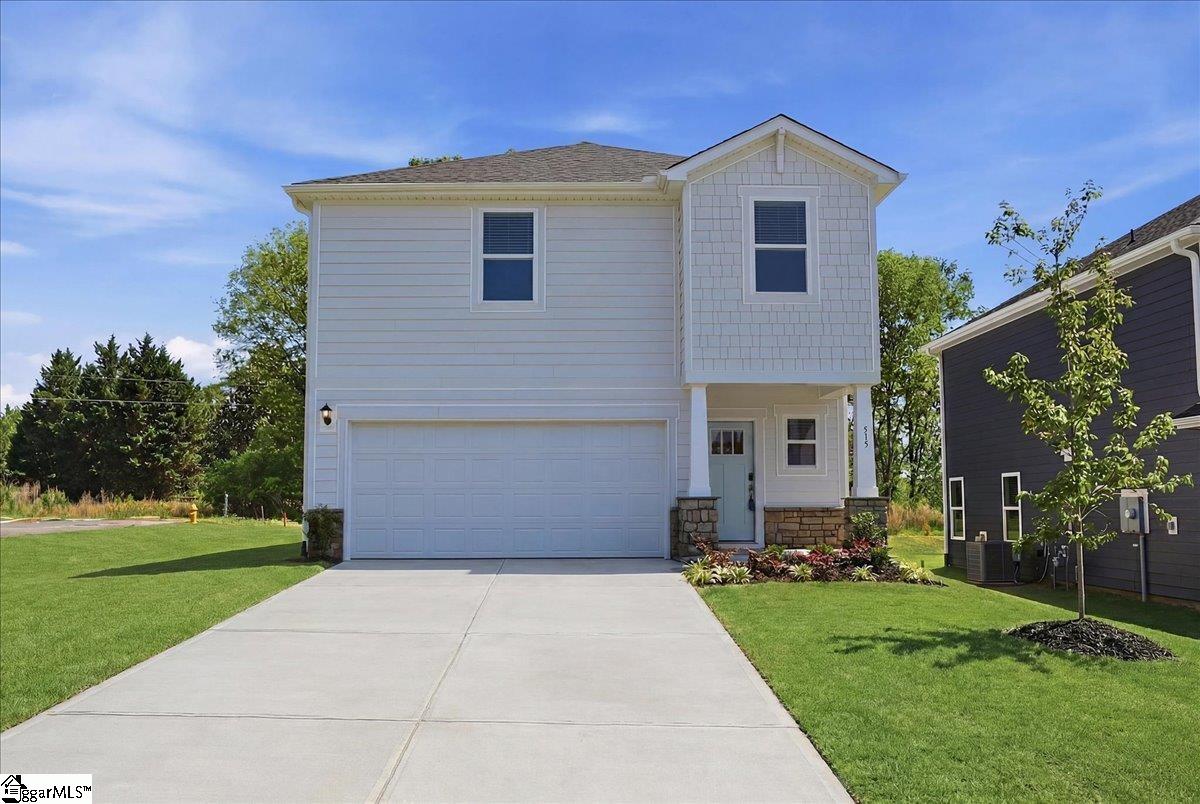 515 Hadlow Street Greer, SC 29651 - Photo 1 of 33