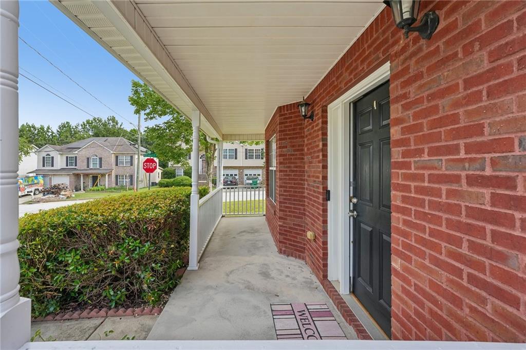 1698 Cutters Mill Way Lithonia, GA 30058 - Photo 2 of 53