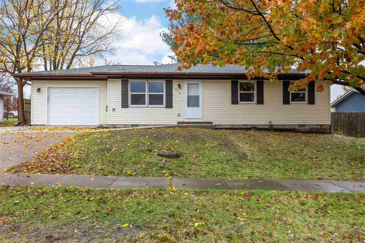 915 Prairie Ridge Road North Liberty, IA 52317 - Photo 3 of 28 Gallery Image 3