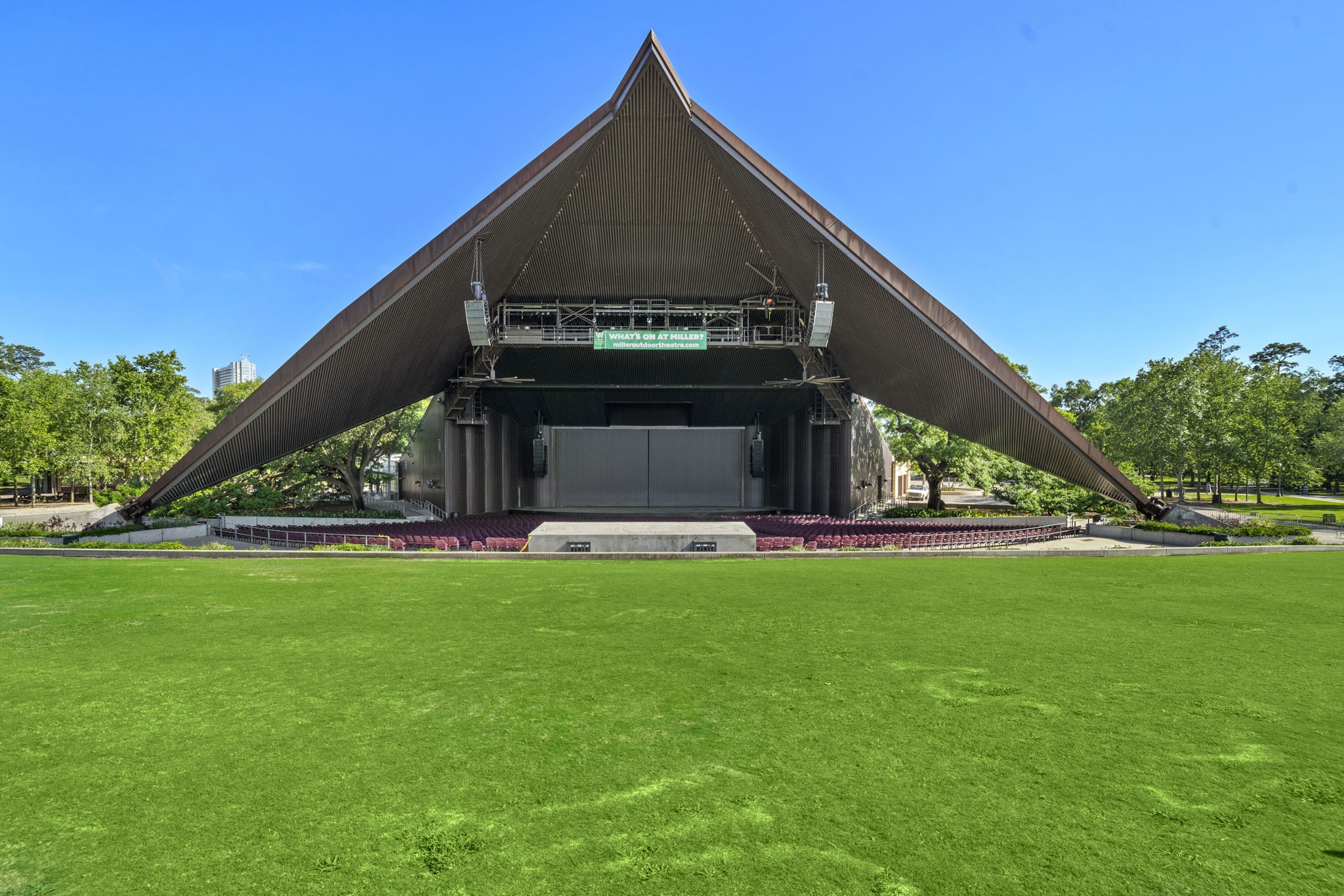 7447 Cambridge Street, Unit 65 Houston, TX 77054 - Photo 38 of 42 a front view of a house with a yard