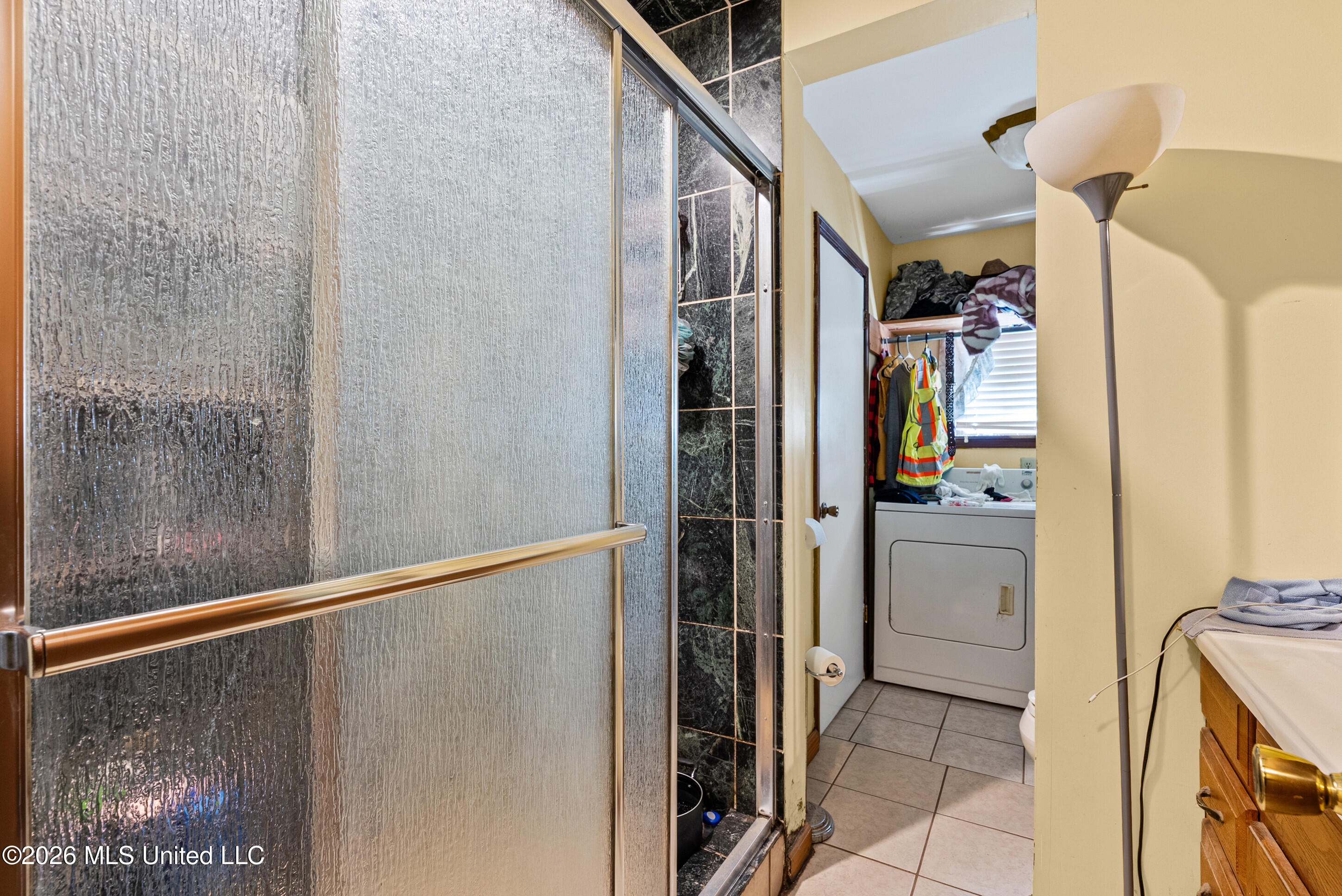 400 Pioneer Village Road Senatobia, MS 38668 - Photo 13 of 32 Bathroom