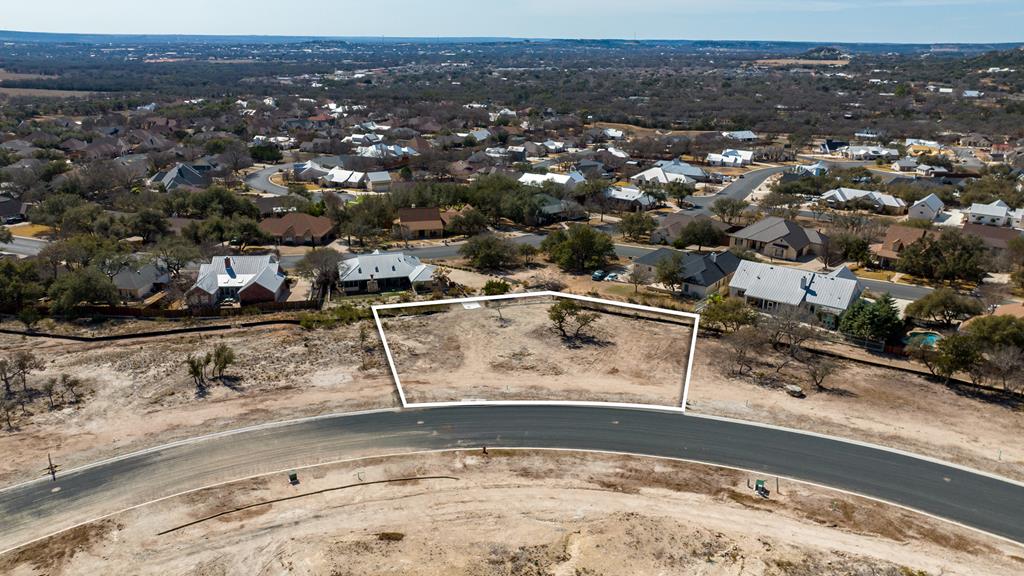 123 Stoneledge Unit 395  