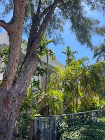 $1,750 | 1611 Euclid Avenue, Unit 3, Miami Beach, FL 33139