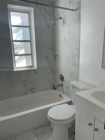 $1,750 | 1611 Euclid Avenue, Unit 3, Miami Beach, FL 33139