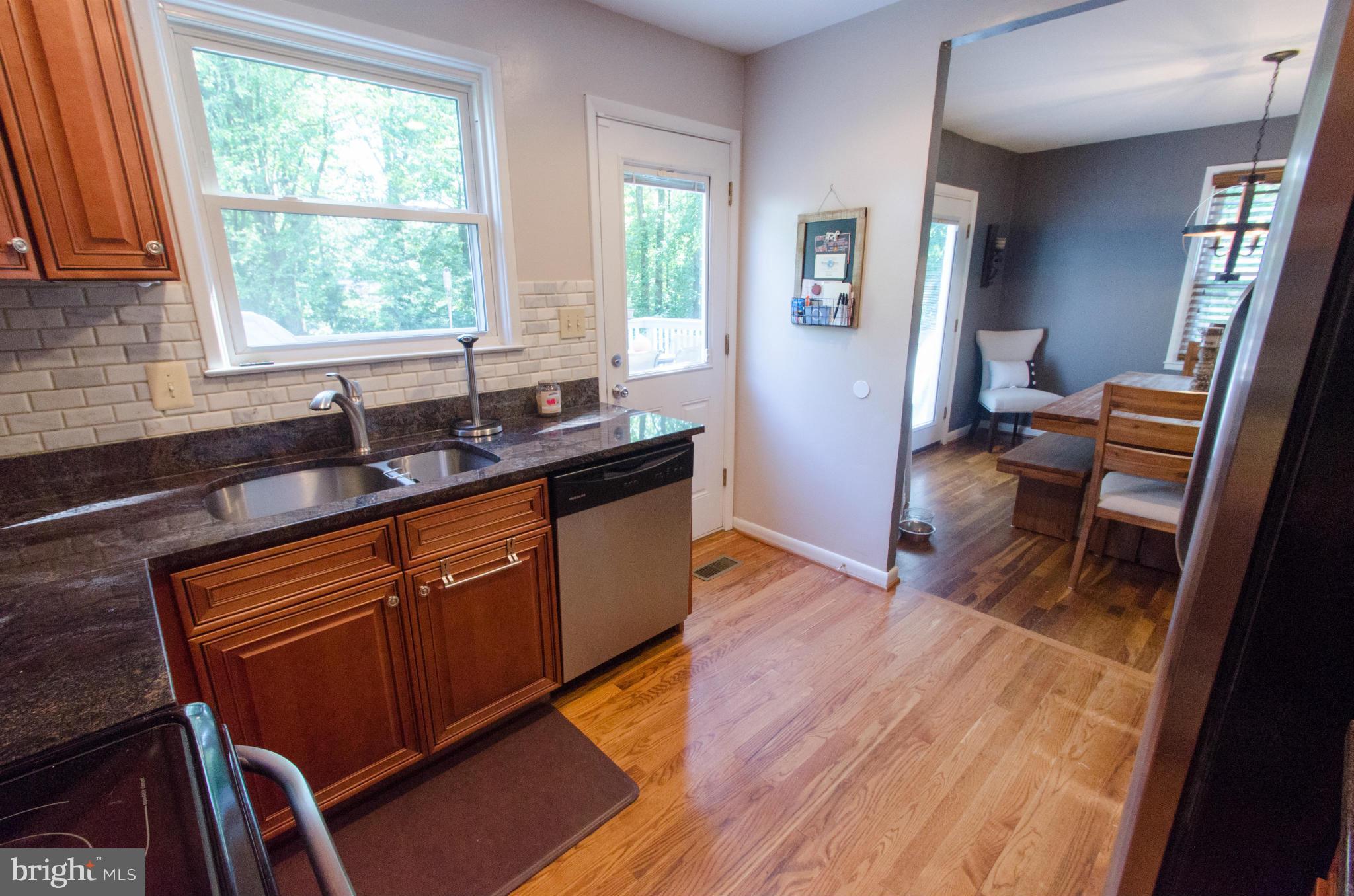 1443 Harding Lane Silver Spring, MD 20905 - Photo 10 of 28 Kitchen