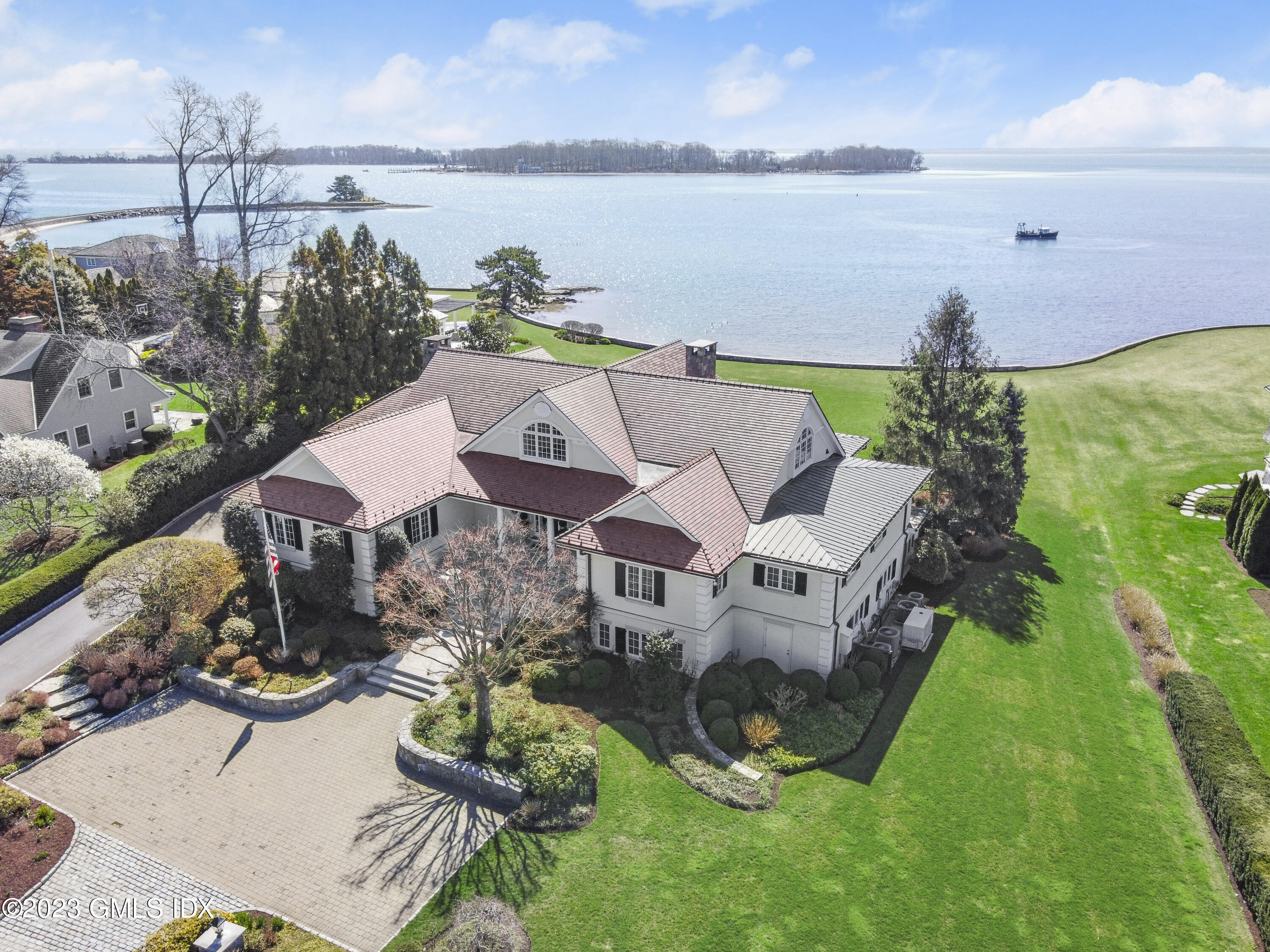 18 Pilot Rock Lane, Riverside, CT 06878 Compass