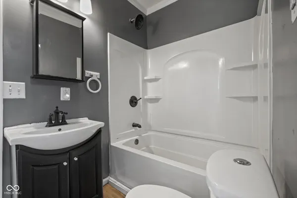 $165,000 | 9712 North Price Street, Knightsville, IN 47857