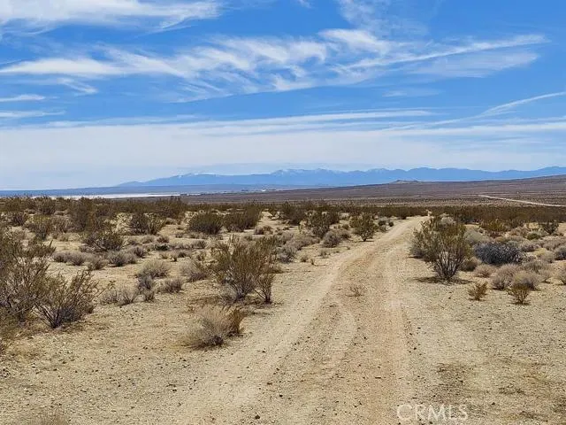 $14,900 | 1 Locust, Edwards, CA 93523