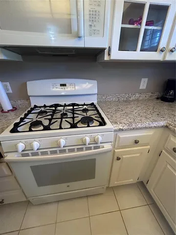 $1,500 | 150 El Dorado Boulevard, Unit 208, Winter Haven, FL 33884