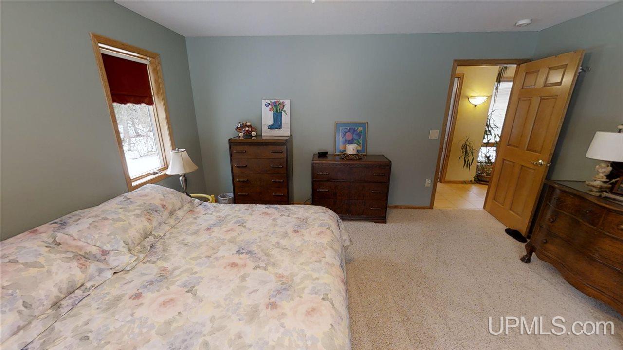 290 Chapel Ridge Road Marquette, MI 49855 - Photo 19 of 42 Gallery Image 19