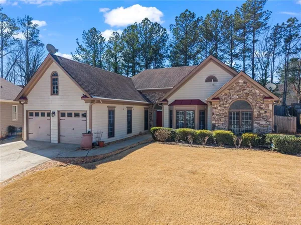 $550,000 | 3030 Northcliff Drive, Suwanee, GA 30024