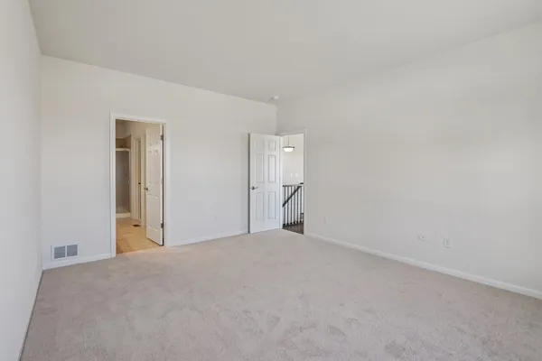 $424,900 | 300 North Aspen Drive, Cortland, IL 60112